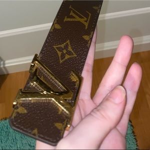 Louis Vuitton belt